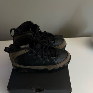 Kids Jordan 9 Olive/Black